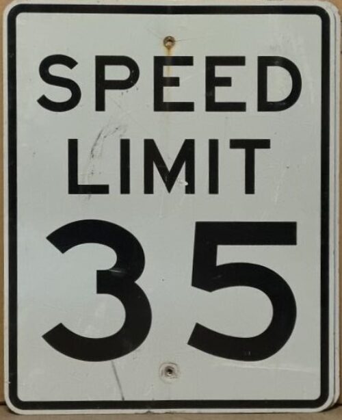 Verkehrsschild USA Speed Limit 35